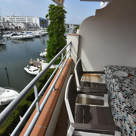 Apartment Rnet - 2-3 Puerto Madeira Canal View Roses
